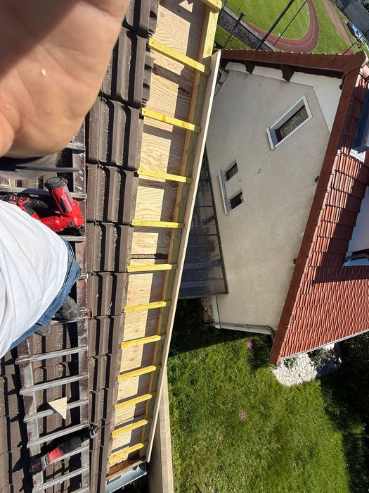 Chantier de toiture Heches Couverture à Bourg-la-Reine et dans les Hauts-de-Seine – réalisation 35