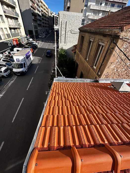 Chantier de toiture Heches Couverture à Bourg-la-Reine et dans les Hauts-de-Seine – réalisation 42